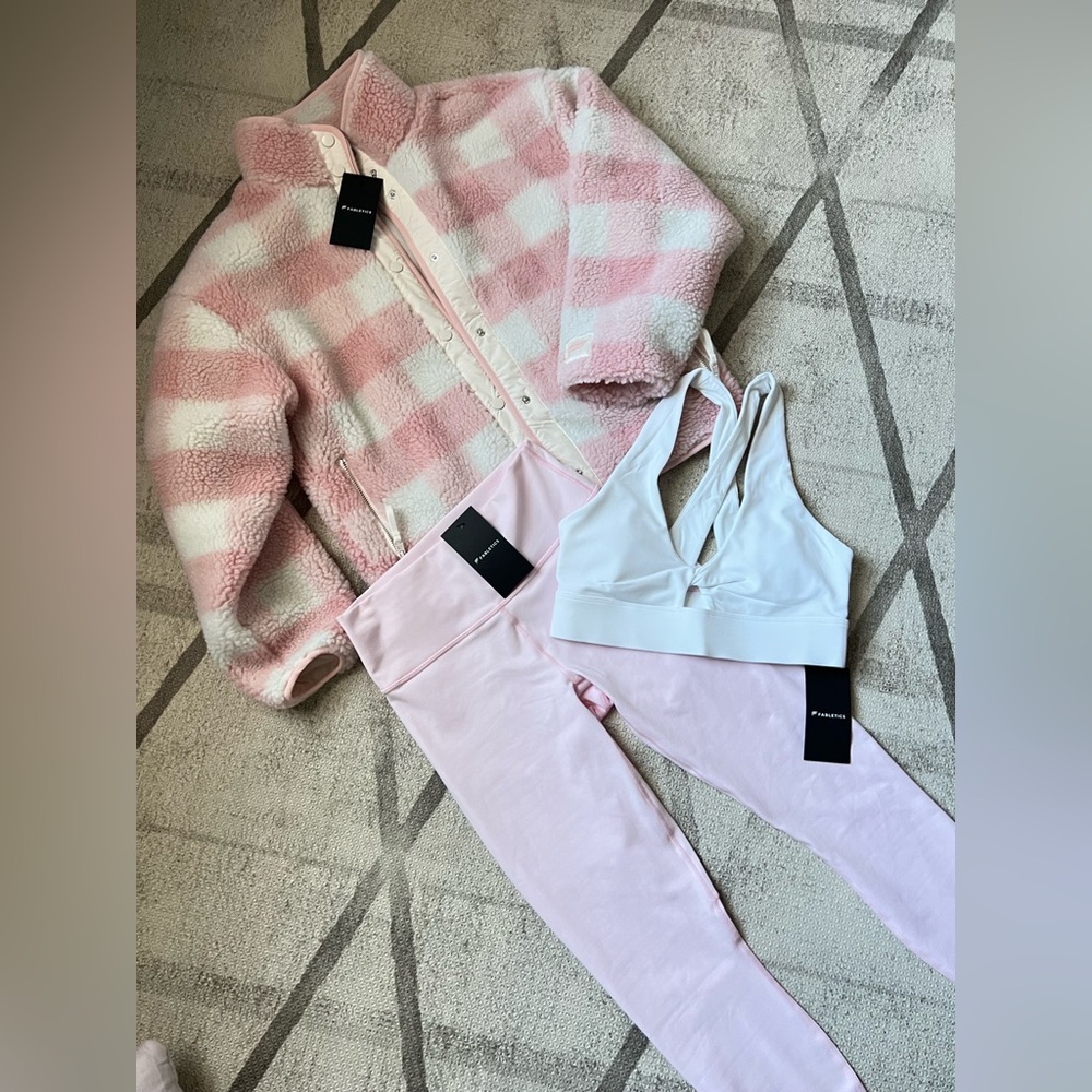 Fabletics Pink Buffalo Check Jacket, White sports bra, pink power hold leggings